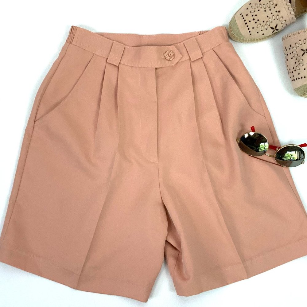 High-Waist Pleated Women's Shorts - Blush Pink